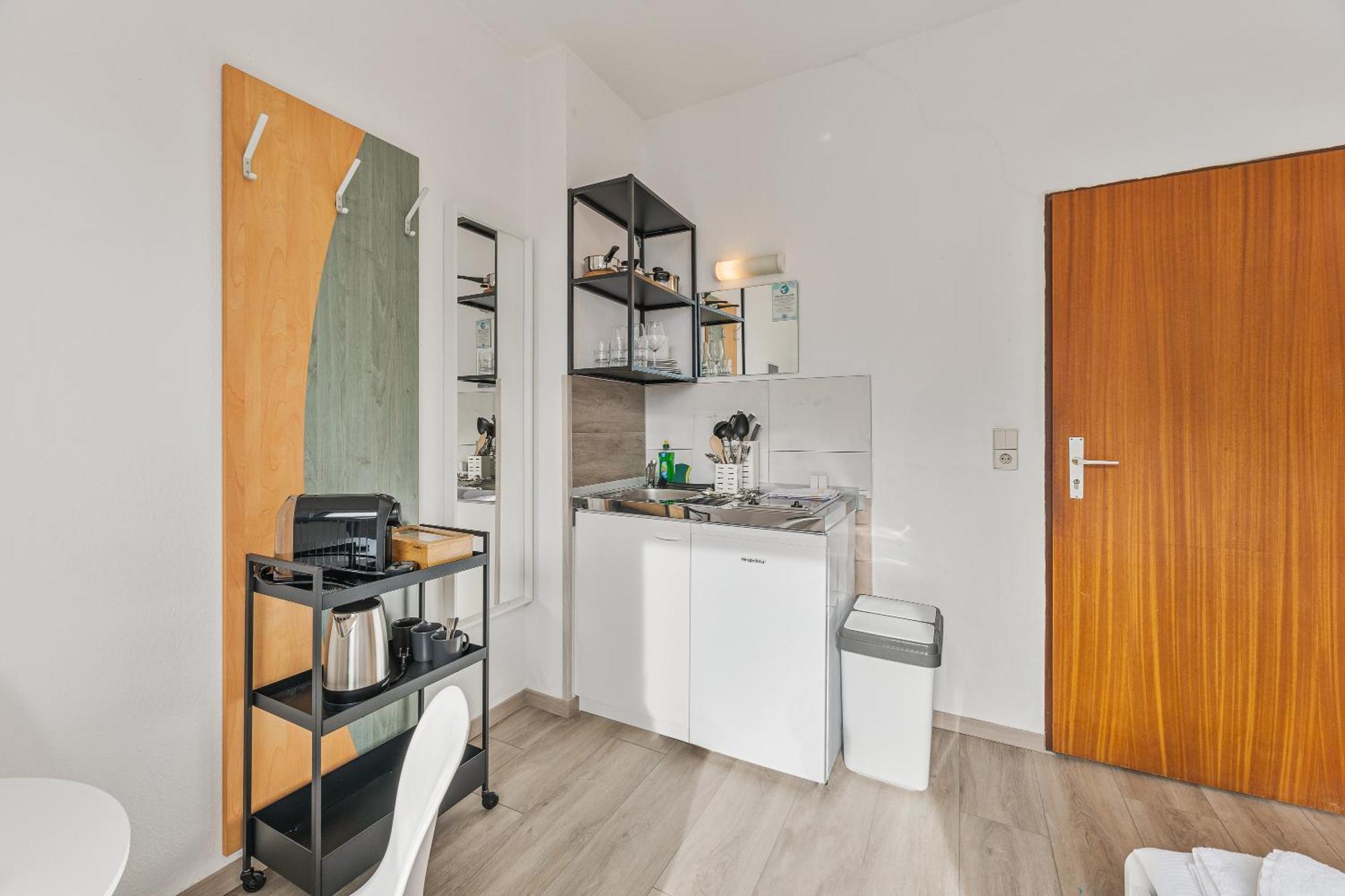 Home2Stay Apartmenthaus Heilbronn City Kitchen Parking Highspeed Wifi Washroom Exteriör bild