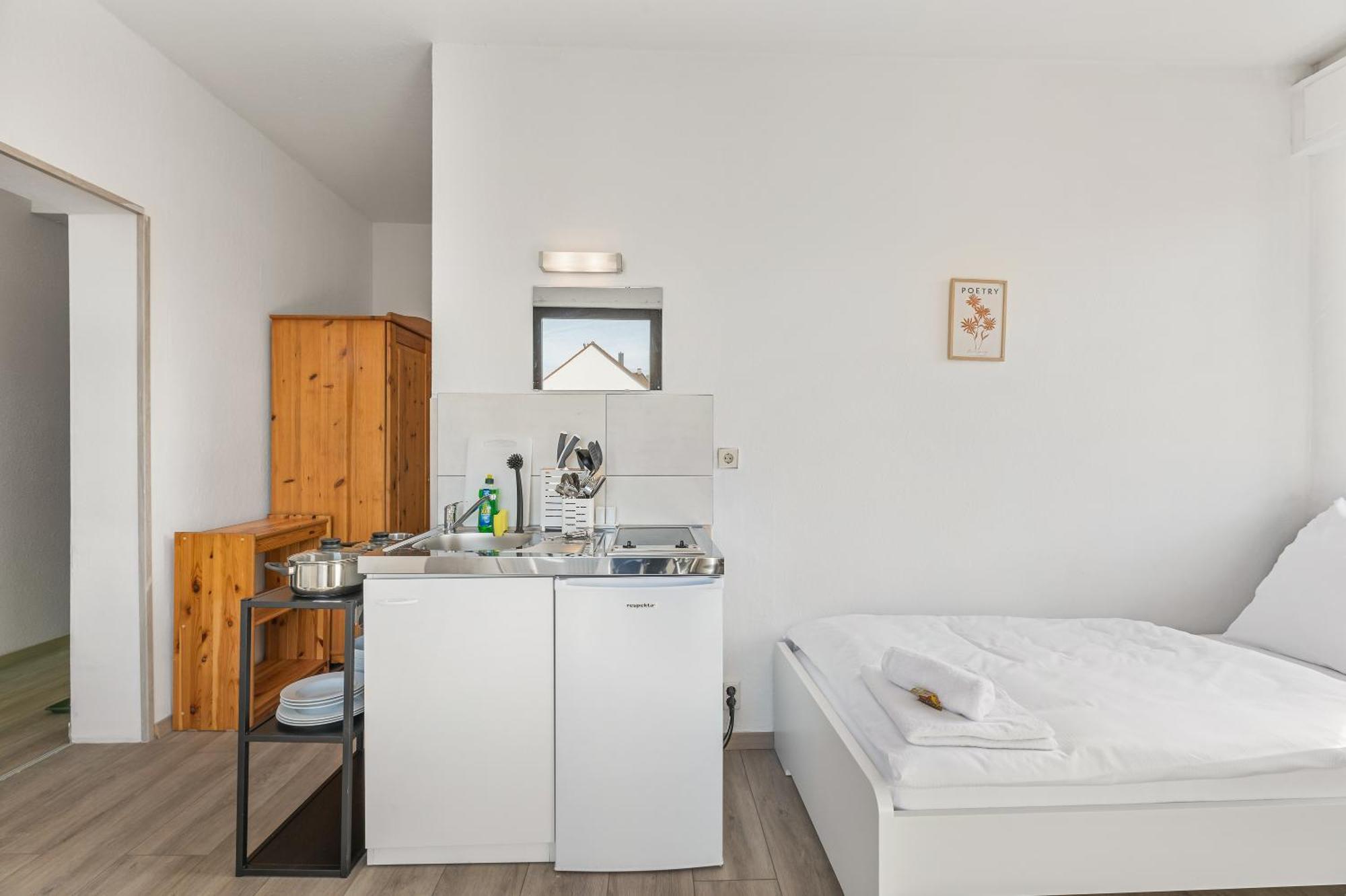 Home2Stay Apartmenthaus Heilbronn City Kitchen Parking Highspeed Wifi Washroom Exteriör bild