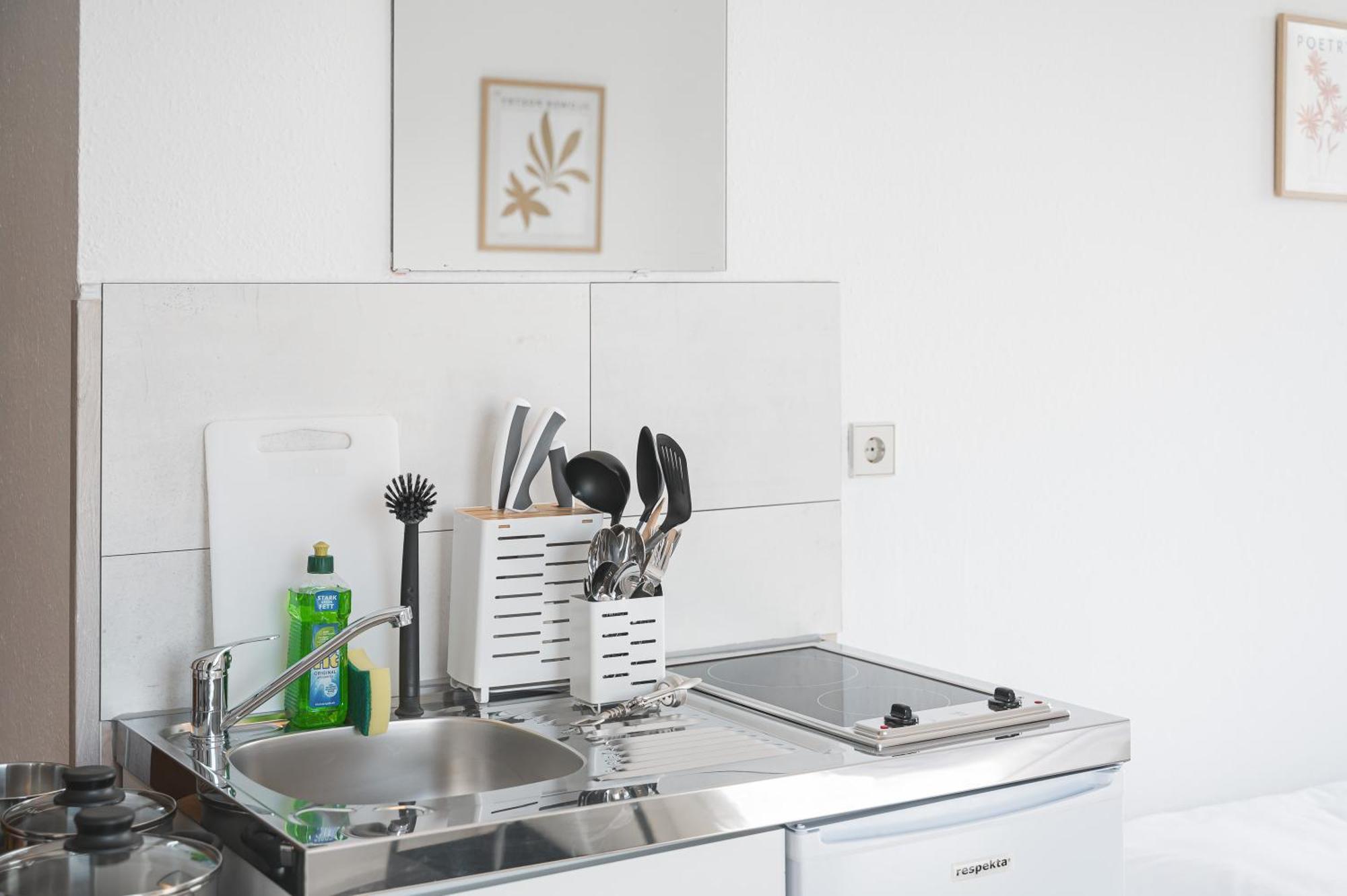 Home2Stay Apartmenthaus Heilbronn City Kitchen Parking Highspeed Wifi Washroom Exteriör bild