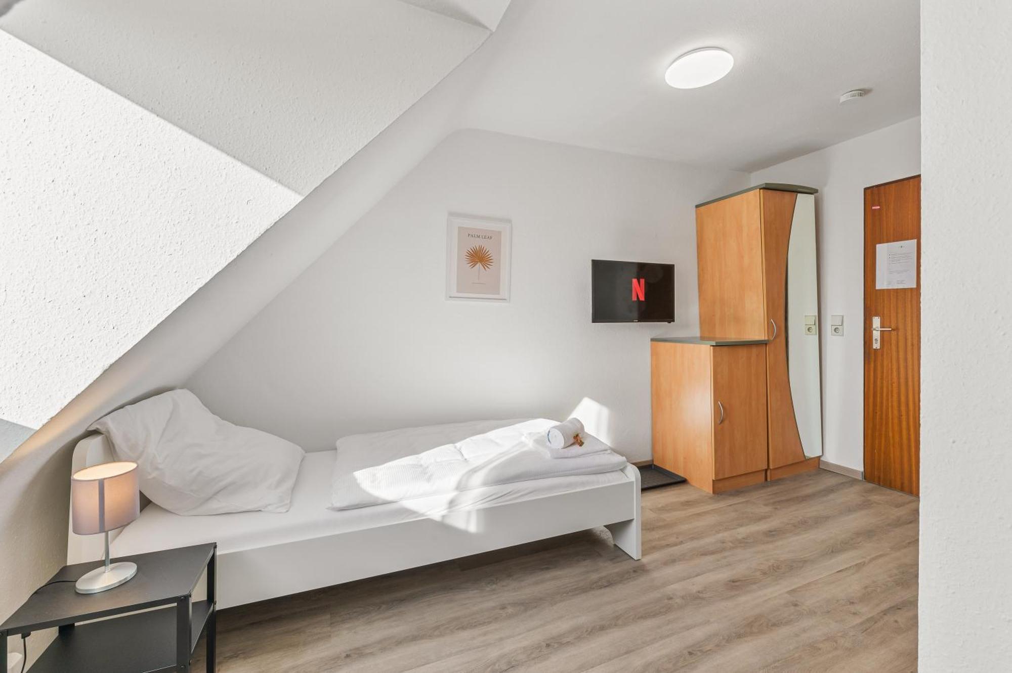 Home2Stay Apartmenthaus Heilbronn City Kitchen Parking Highspeed Wifi Washroom Exteriör bild